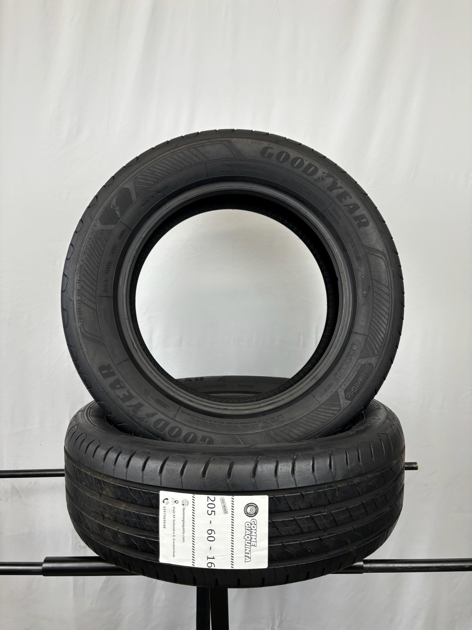 205/60 R16 96V Good Year Efficient Grip Estive
