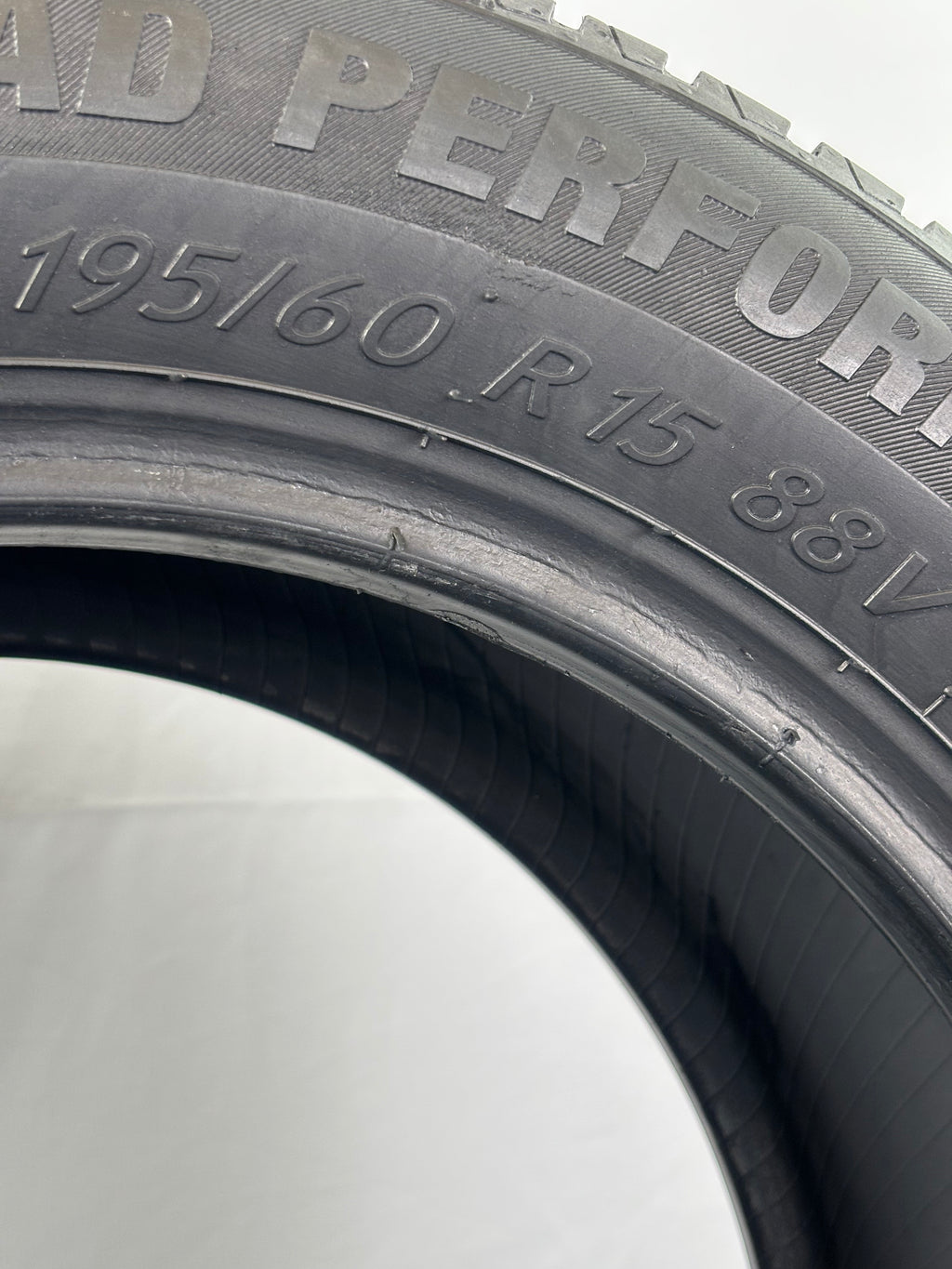 195/60 R15 88V Riken Road Performance