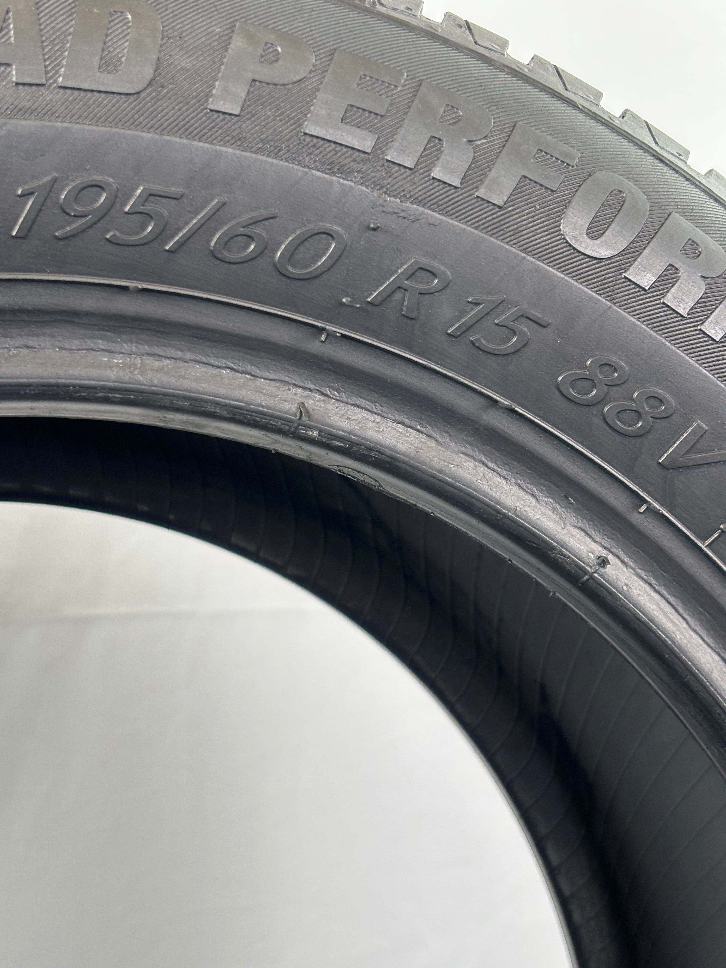 195/60 R15 88V Riken Road Performance