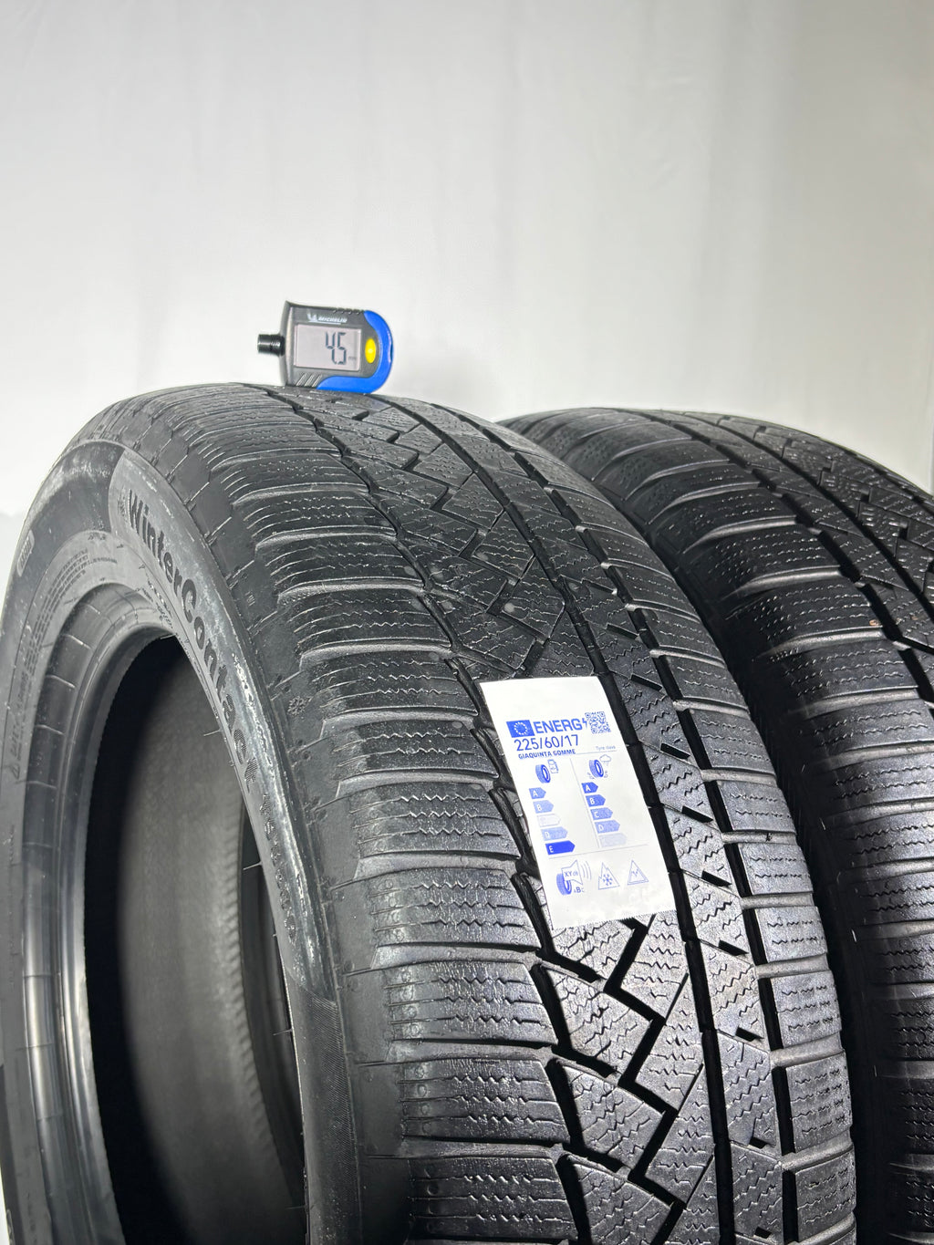 225/60 R17 99H Continental Invernali