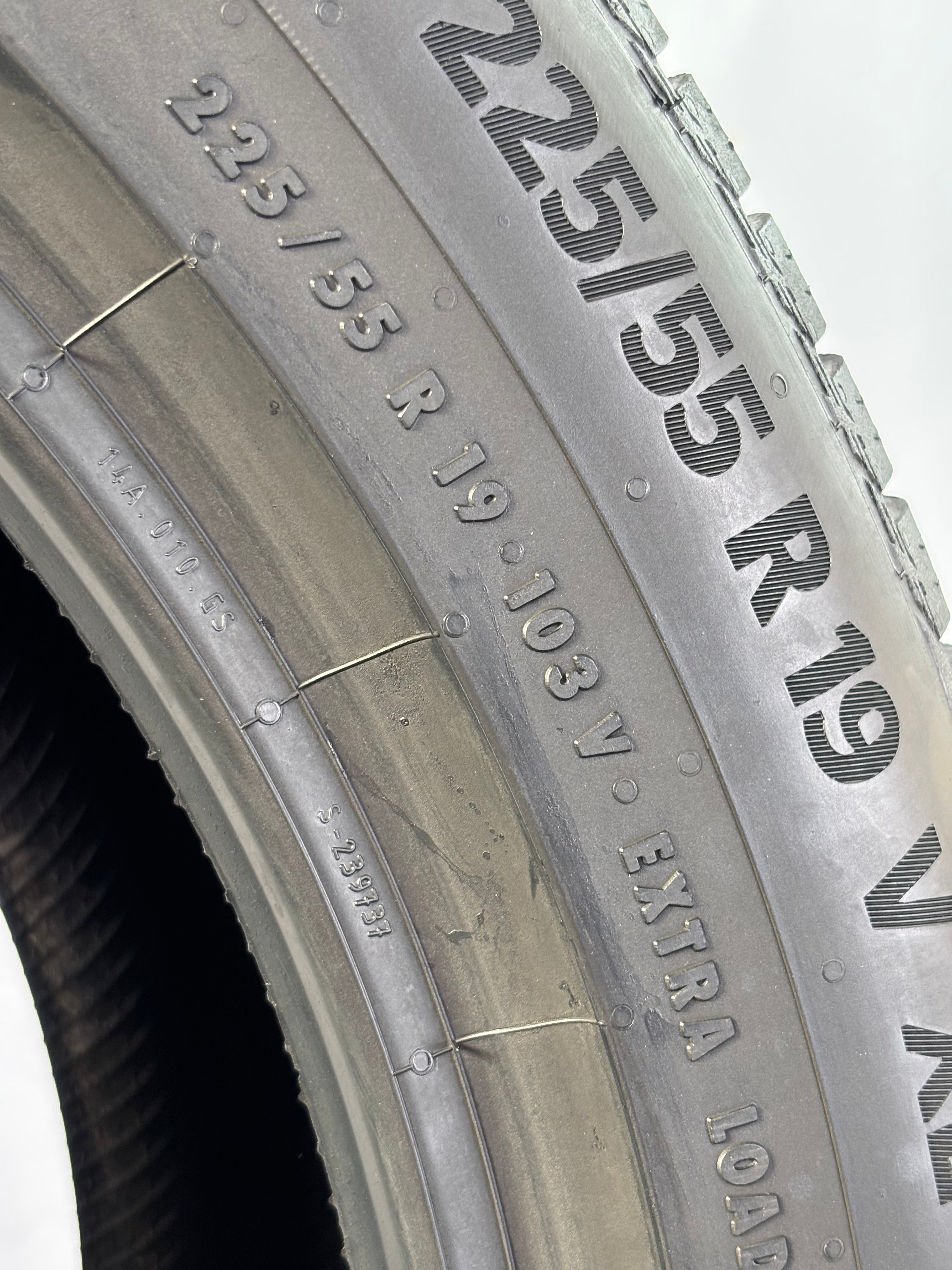 225/55 R19 103V XL Continental WinterContact
