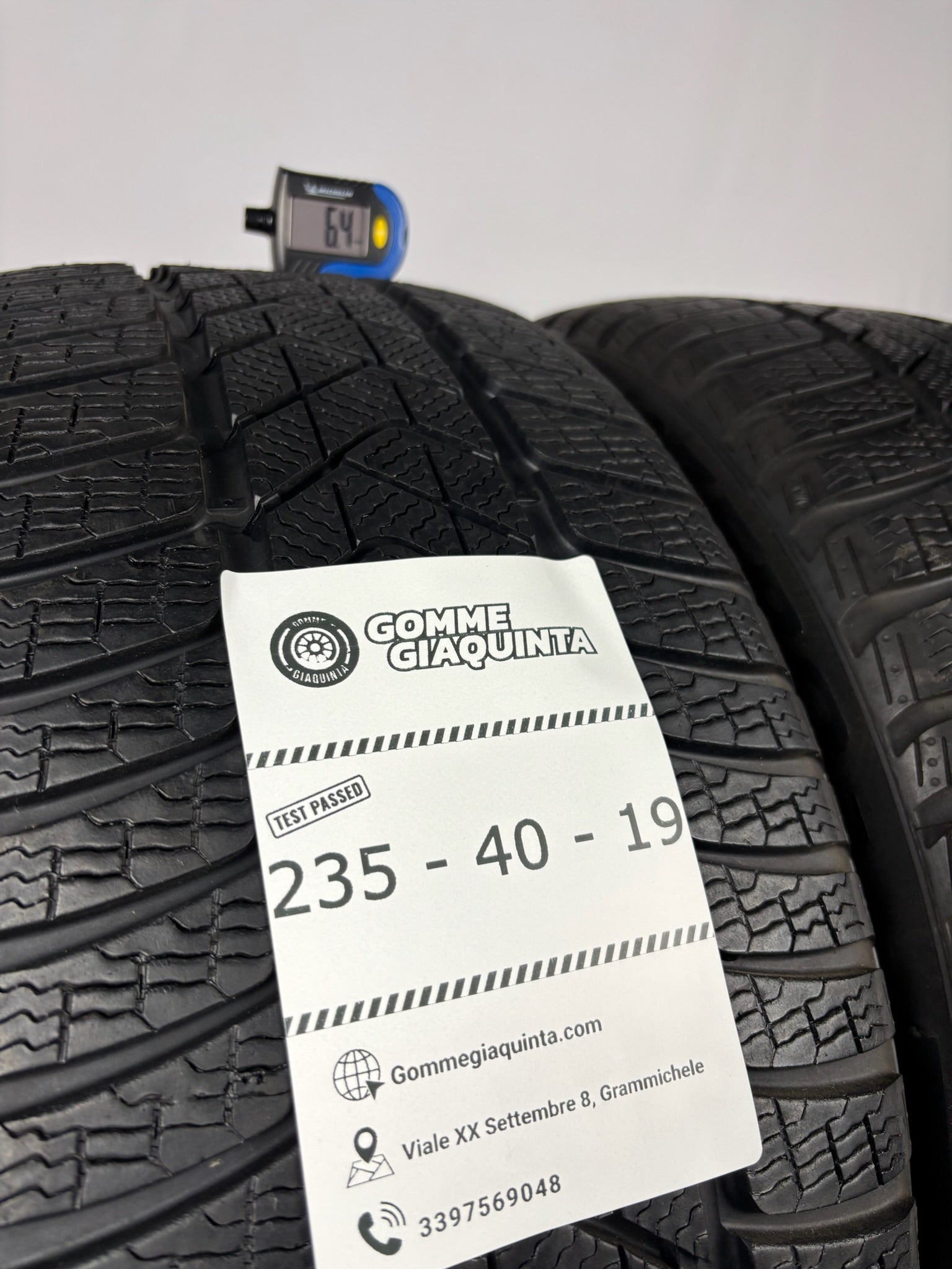 235/40 R19 96V M+S SottoZero Winter