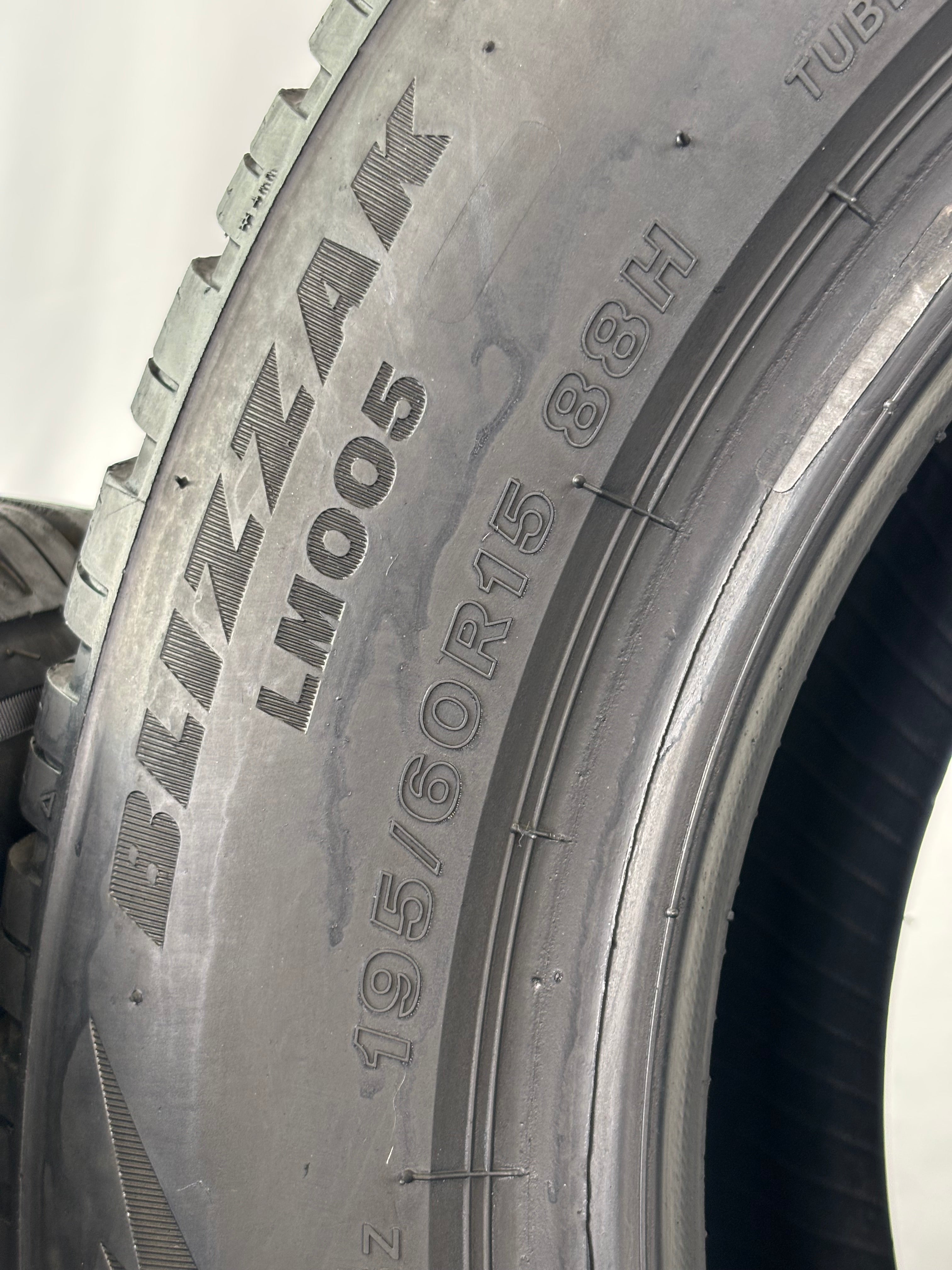 195/60 R15 88H Bridgestone Blizzak Lm005