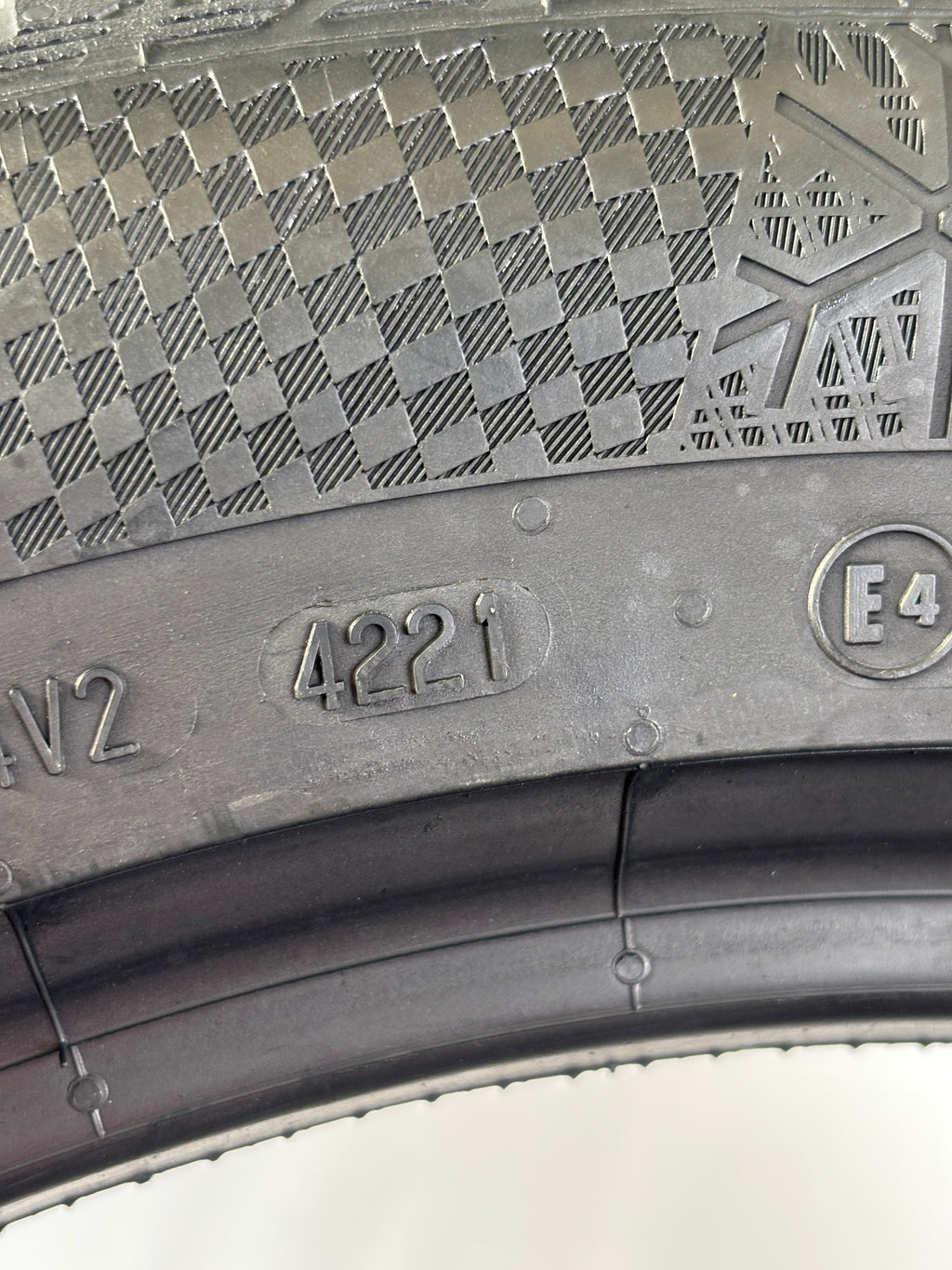 225/55 R19 103V XL Continental WinterContact