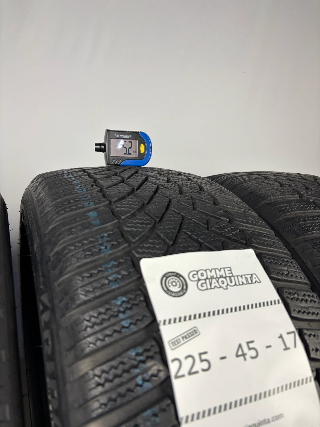 225/45 R17 94V Bridgestone Blizzak invernali