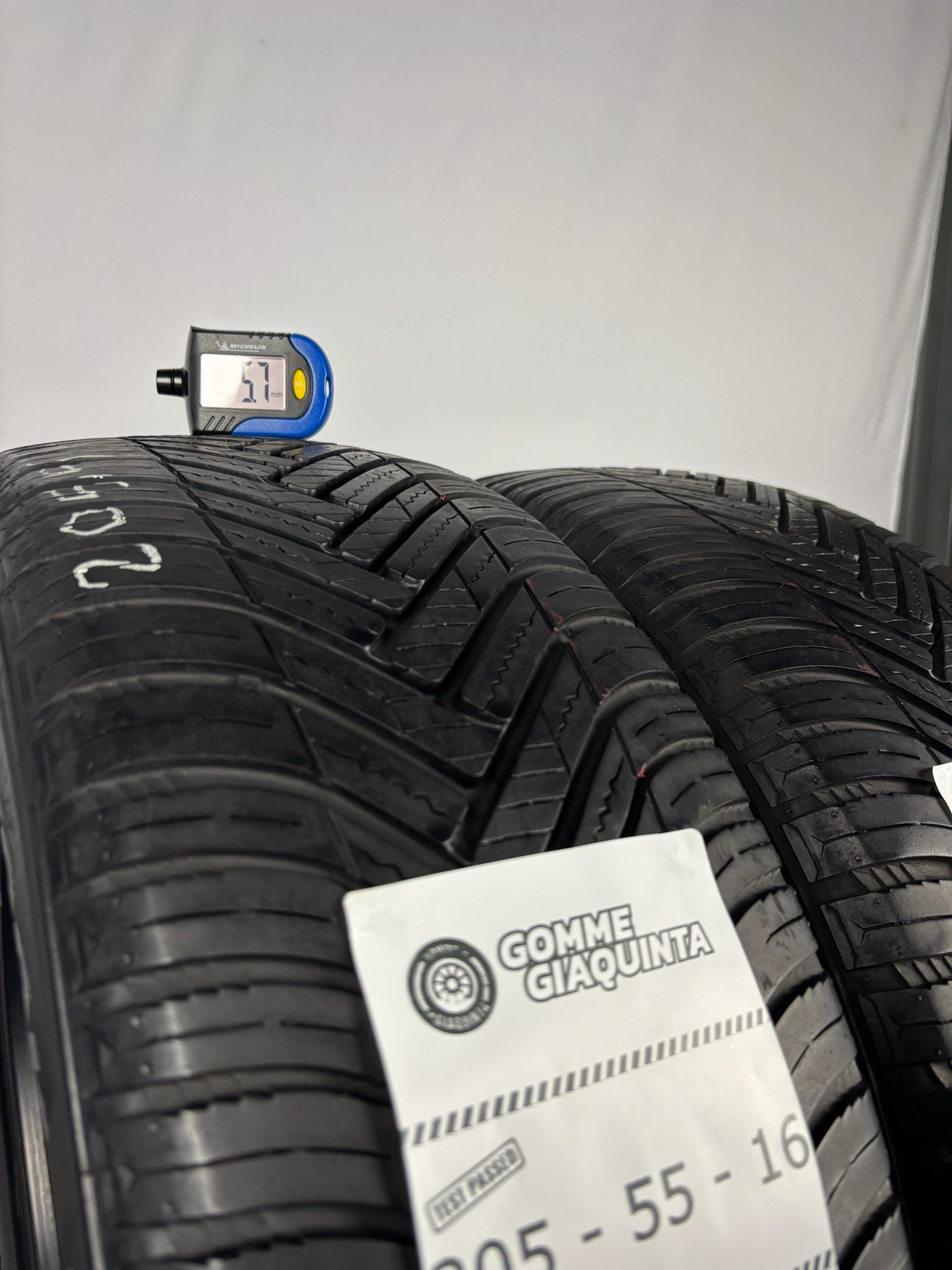 205/55 R16 94H Hankook Kinergy 4stagioni