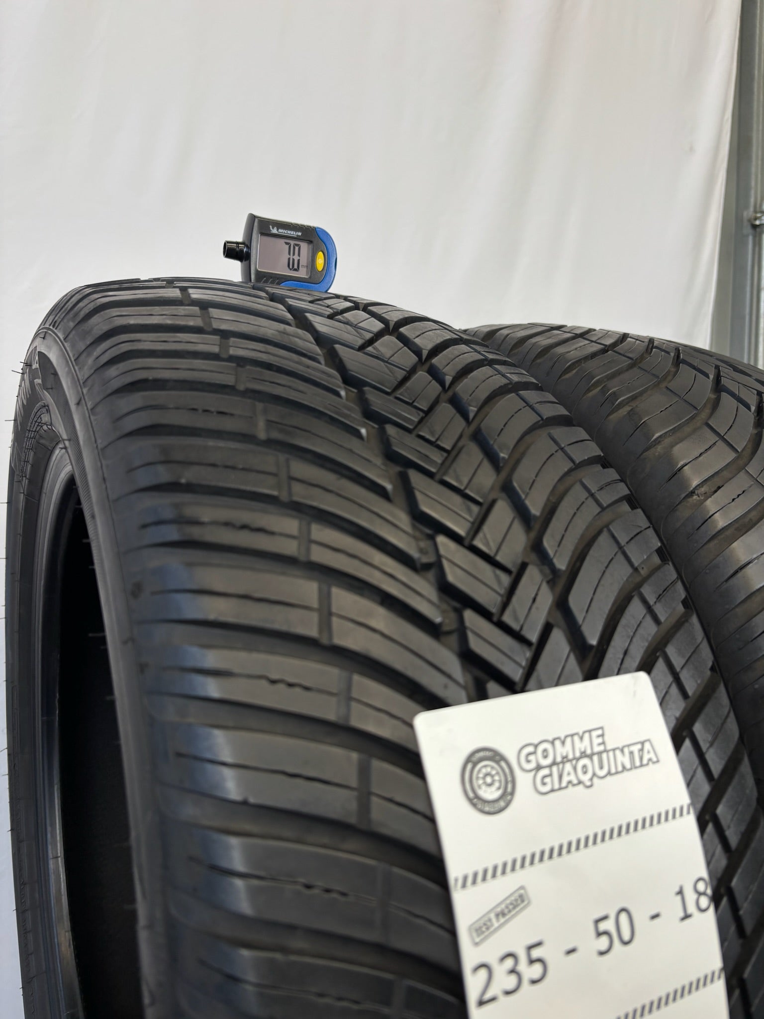 235/50 R18 101V Avon As7 M+S