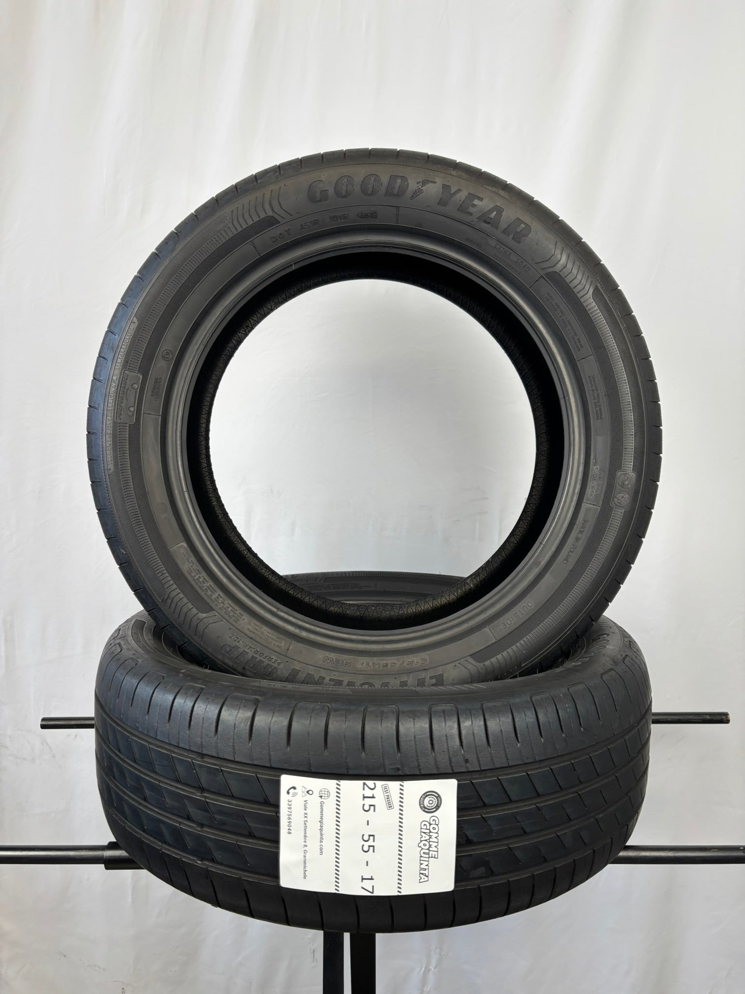 215/55 R17 98W Good Year Efficient Grip