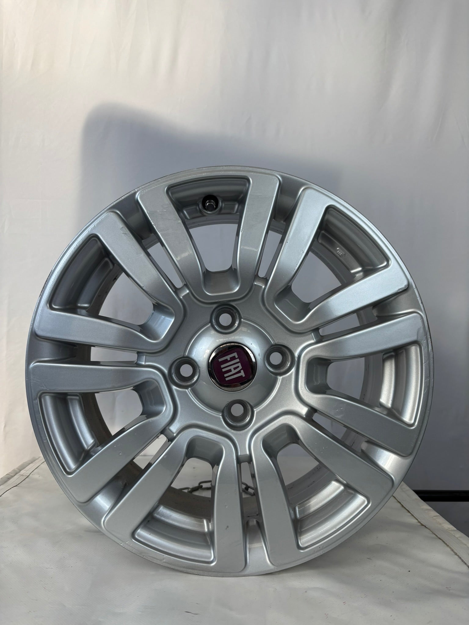 4 Cerchi in lega Fiat da 15"