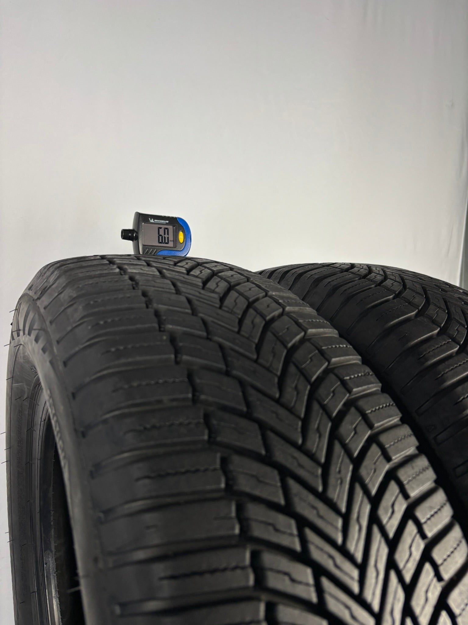 215/65 R16 102V Bridgestone weather control a005 M+S