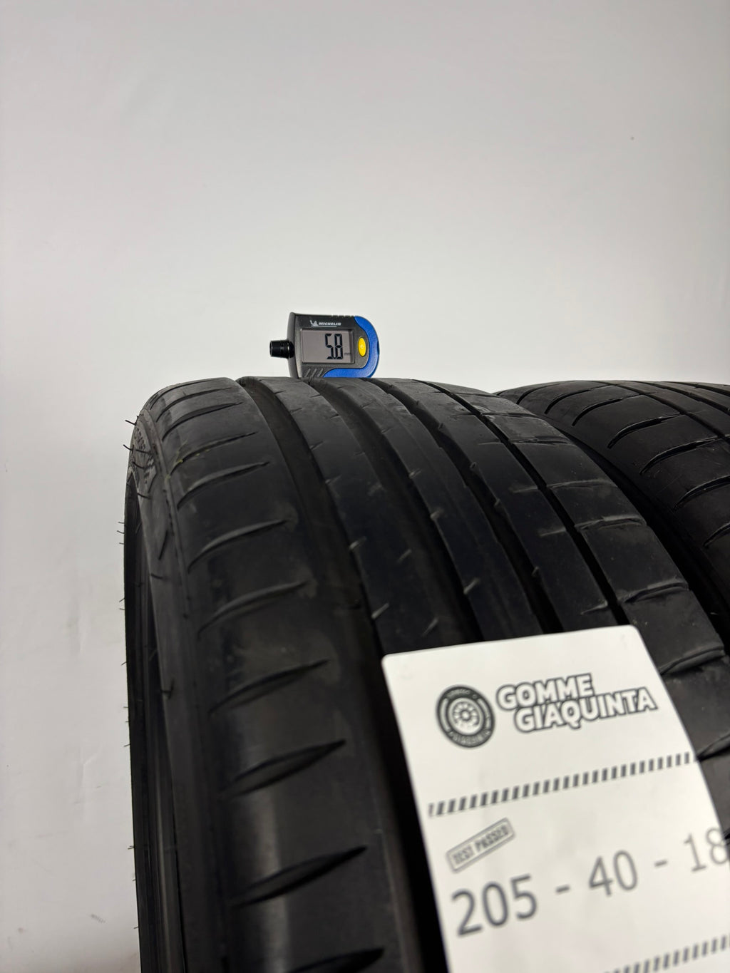 205/40 ZR18  86Y Michelin Pilot sport4