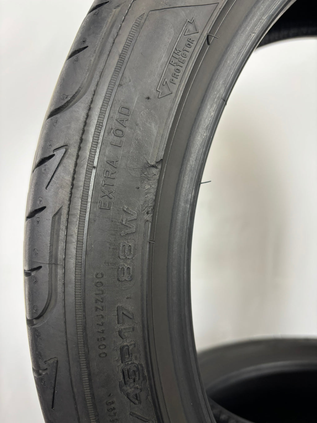 205/45 R17 88W Good Year Eagle F1