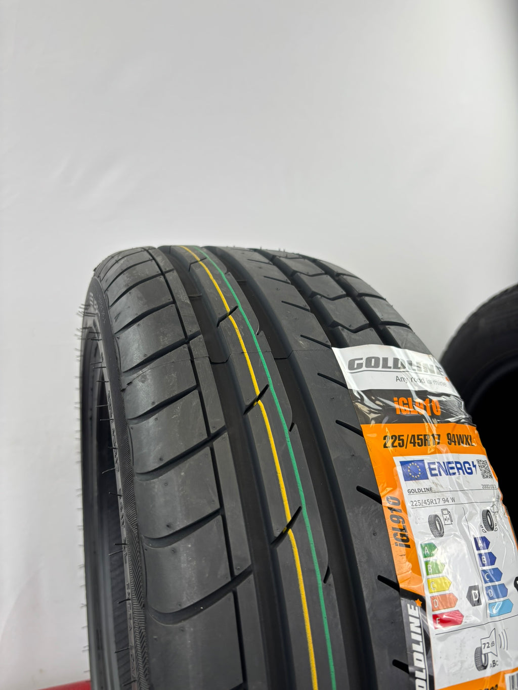 225/45 R17 94W XL Goldline Igl 910 M+S