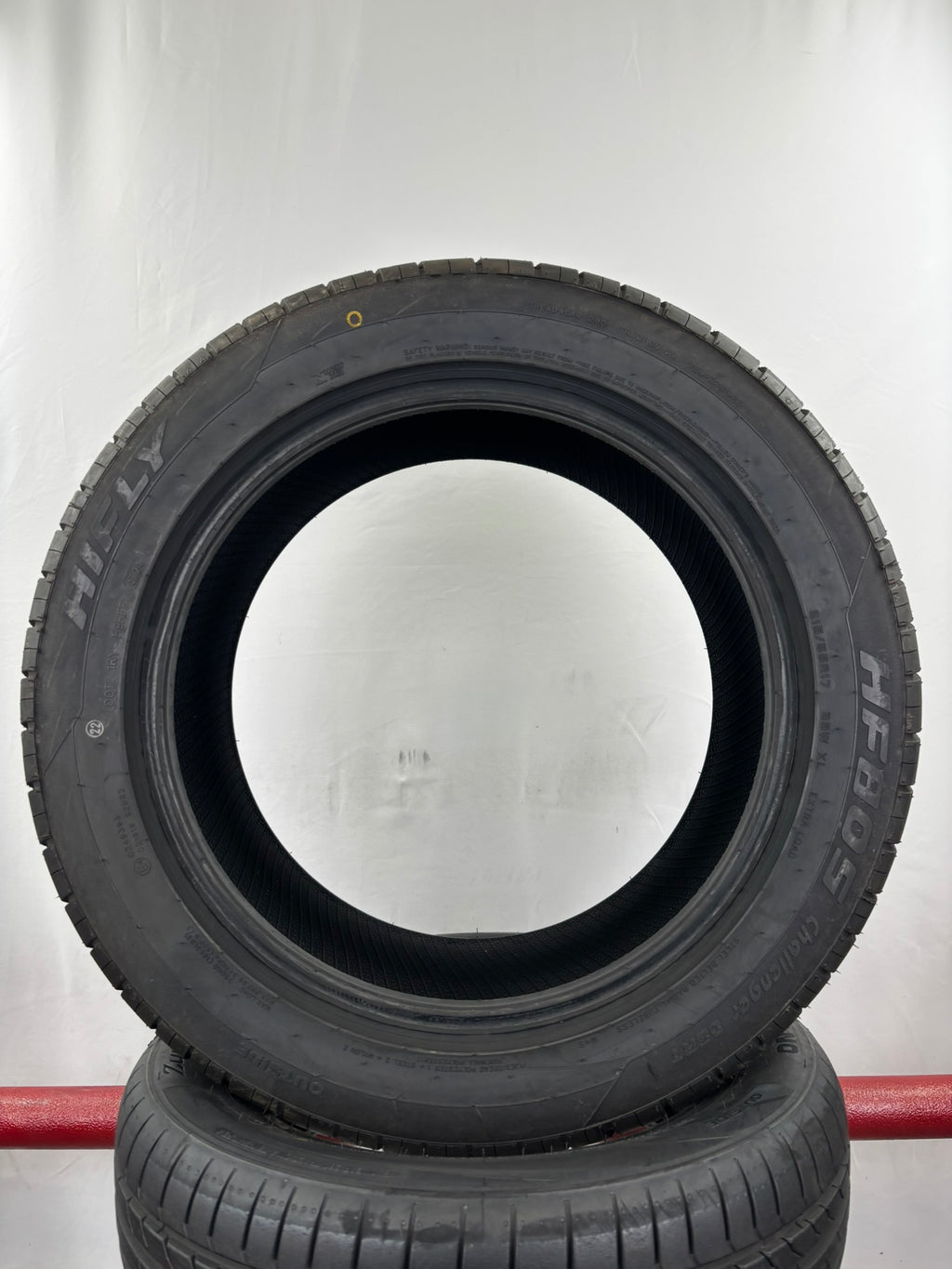 215/55 R17 98W XL Hifly HF 805
