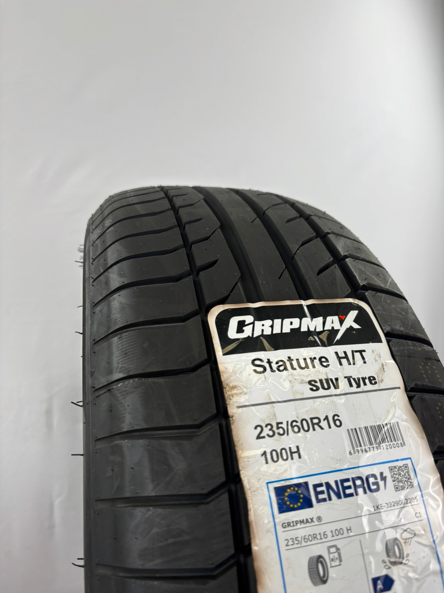235/60 R16 100H Gripmax Stature H/T