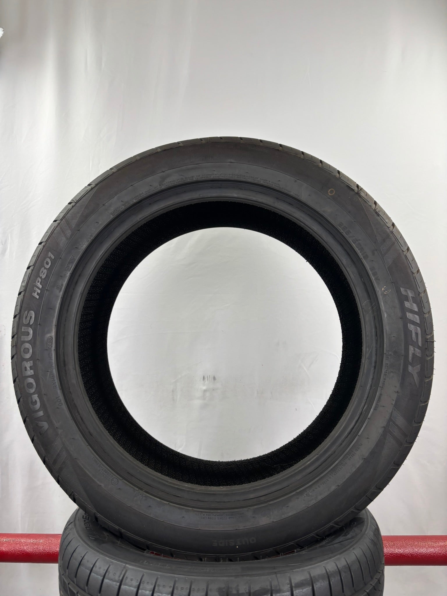 225/55 R19 99V Hifly Vigorous HP801