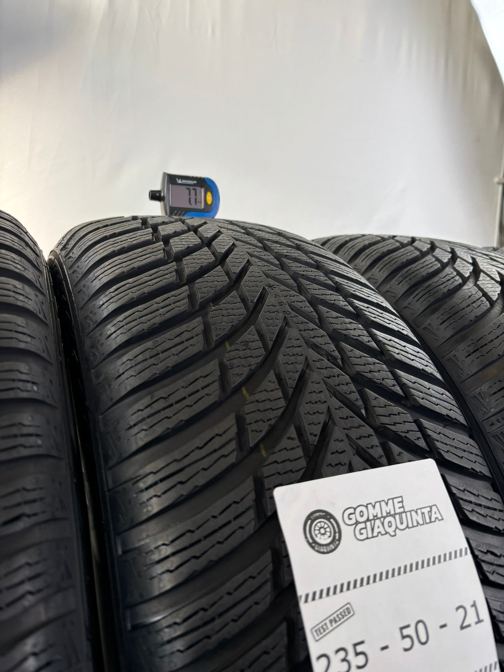 235/50 R21 104W XL Nokian Tires Snowproof 2 Suv