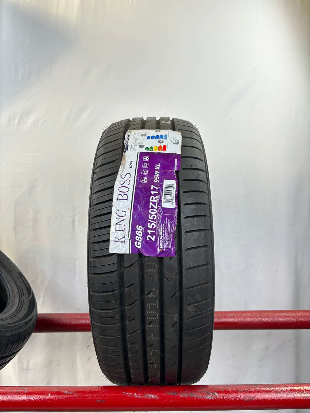 215/50 R17 95W XL King Boss G866