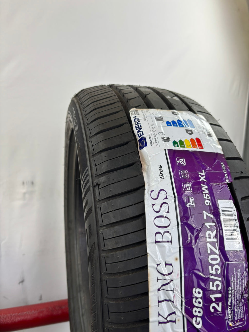215/50 R17 95W XL King Boss G866
