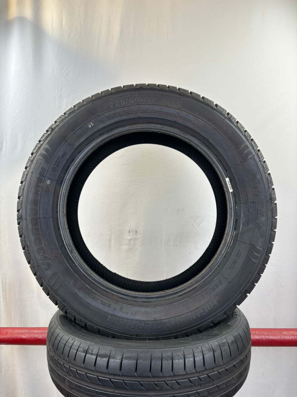 225/60 R17 99H Hifly Vigorous HT601
