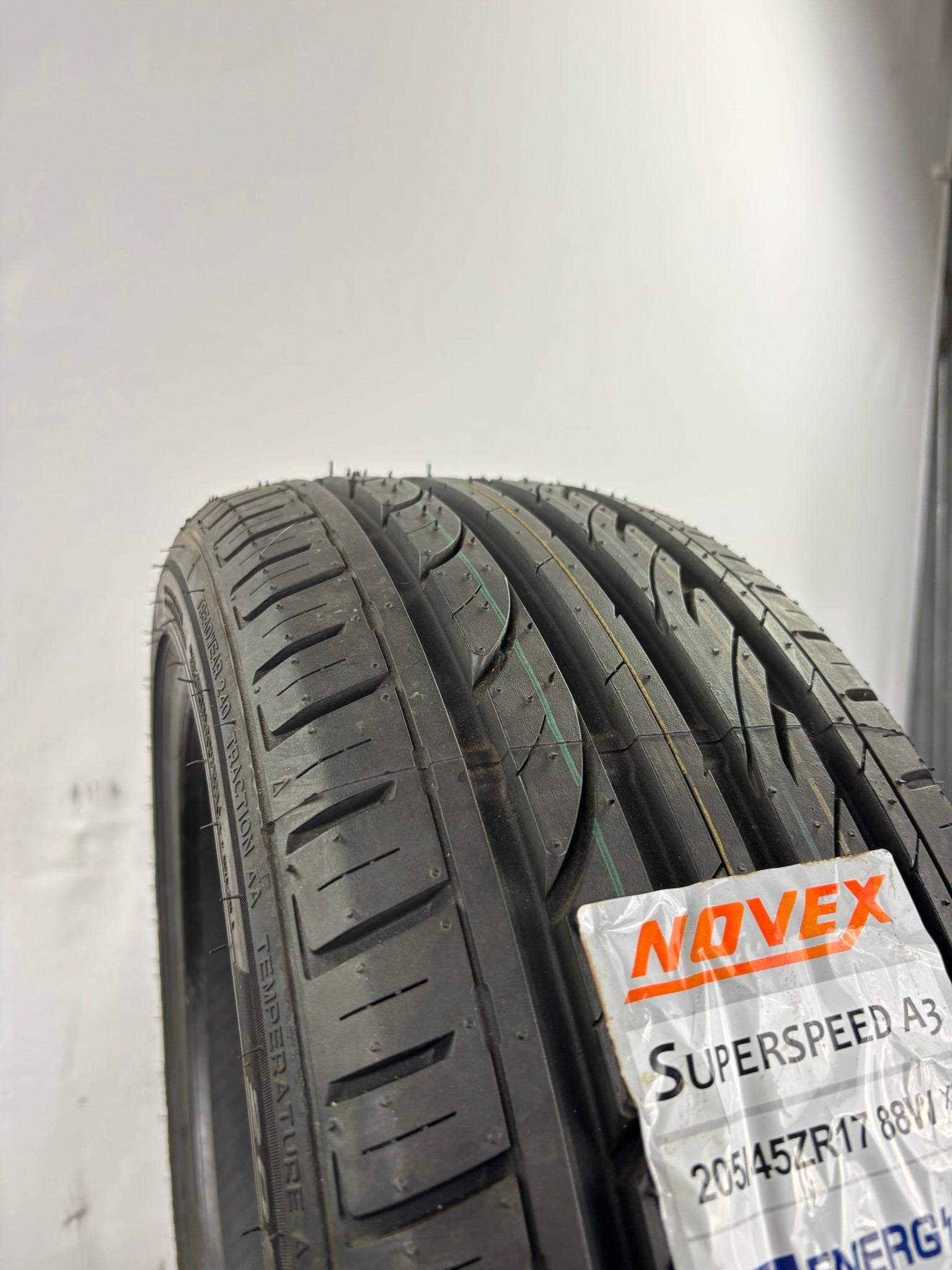 205/45 R17 88W XL Novex SuperSpeed A3