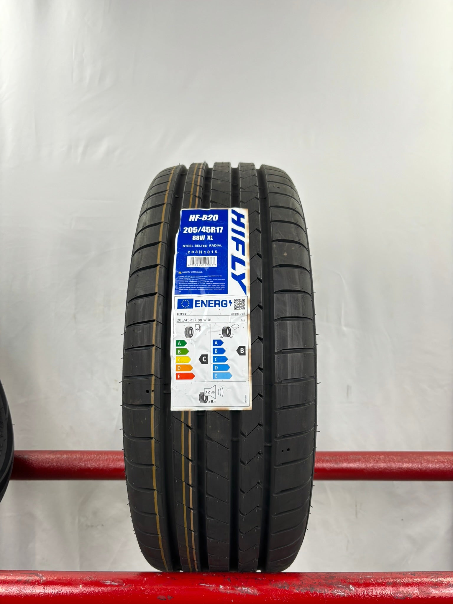 205/45 R17 88W XL Hifly HF-820