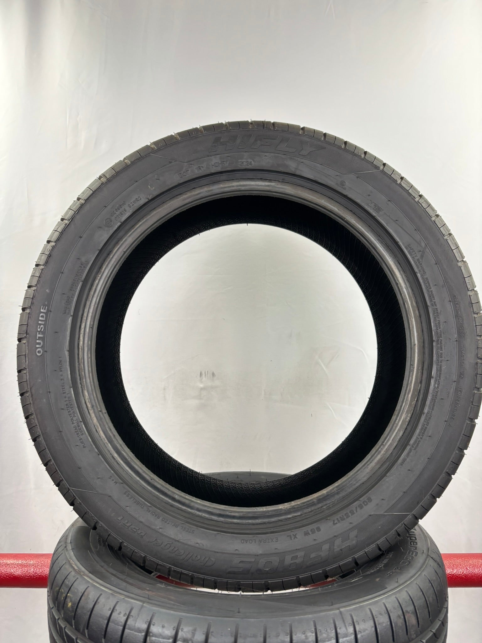205/55 R17 95W XL Hifly HF 805