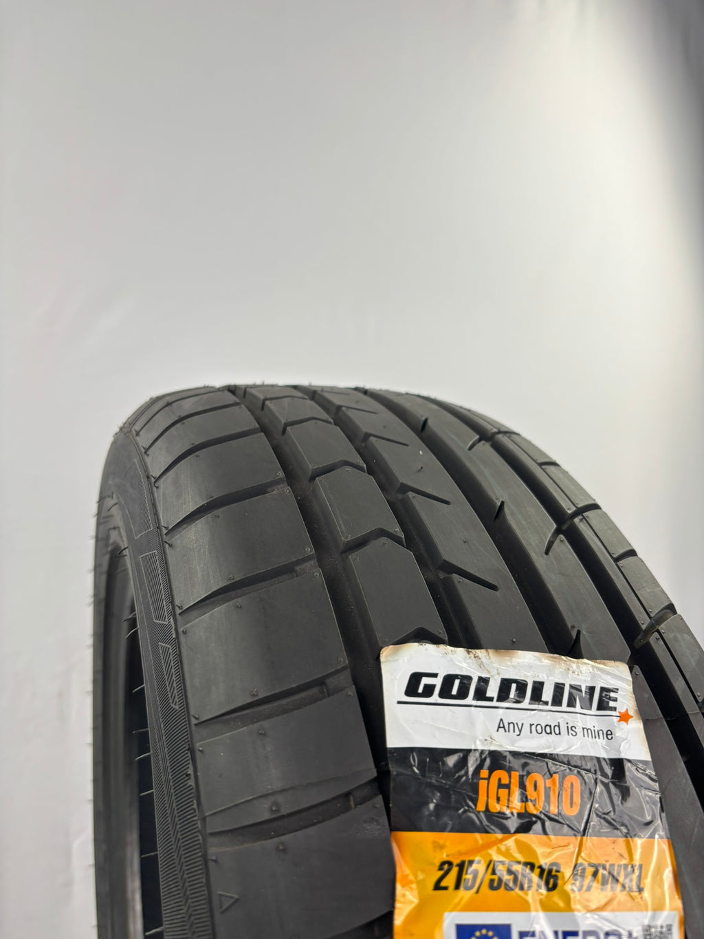 215/55 R16 97W XL Goldline Igl910