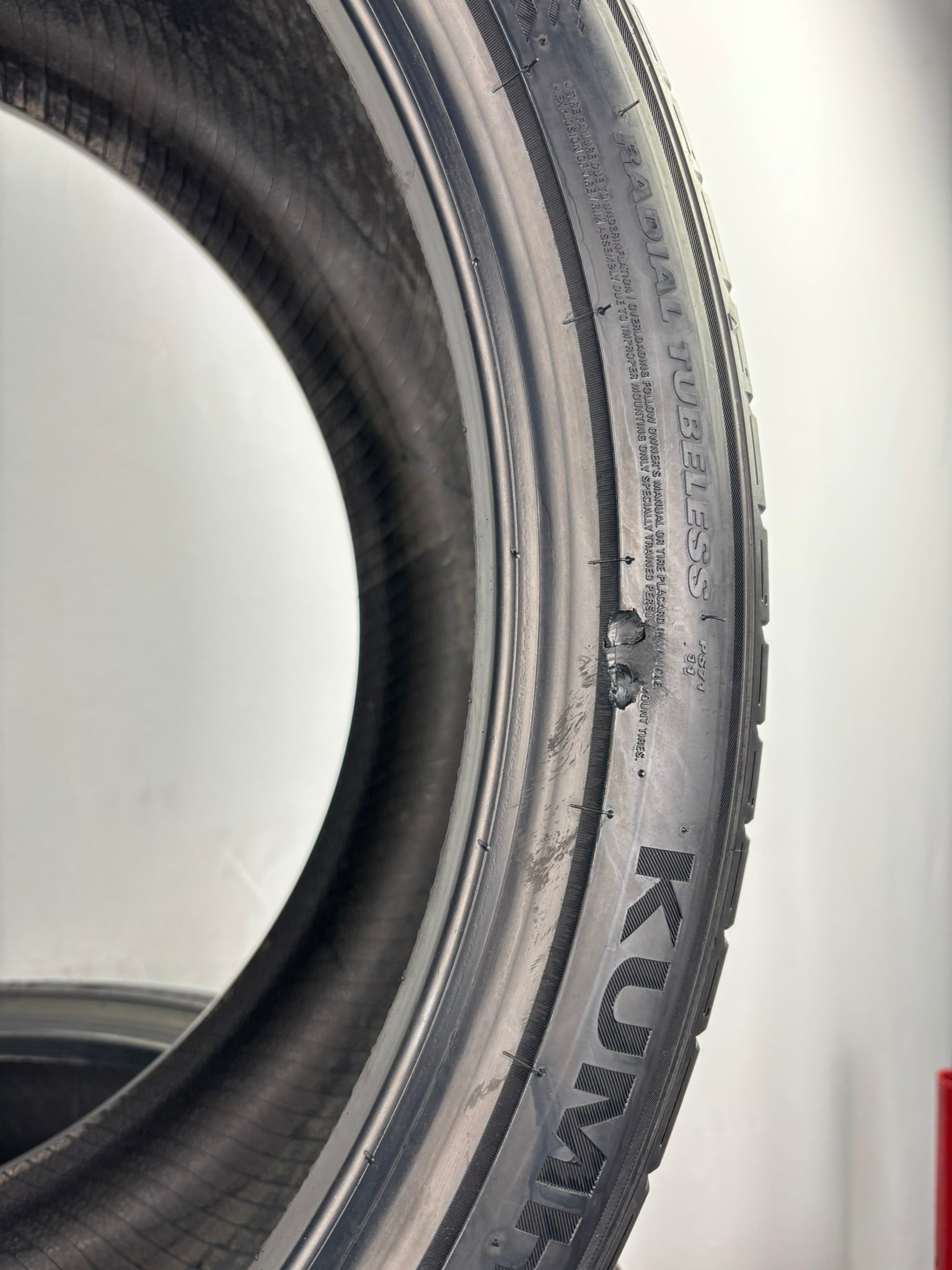 315/30 R22 107Y Kumho Ecsta Ps71 Suv
