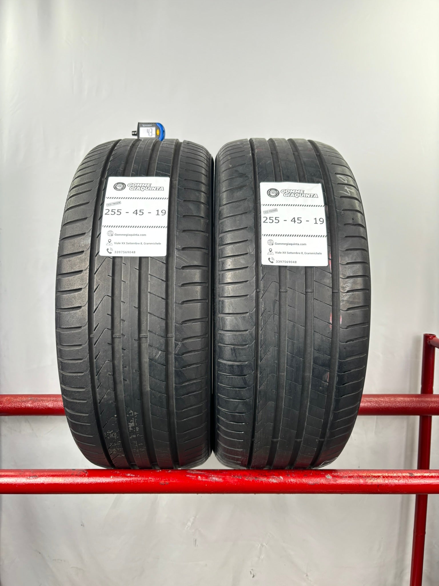 255/45 R19 100V Pirelli Scorpion
