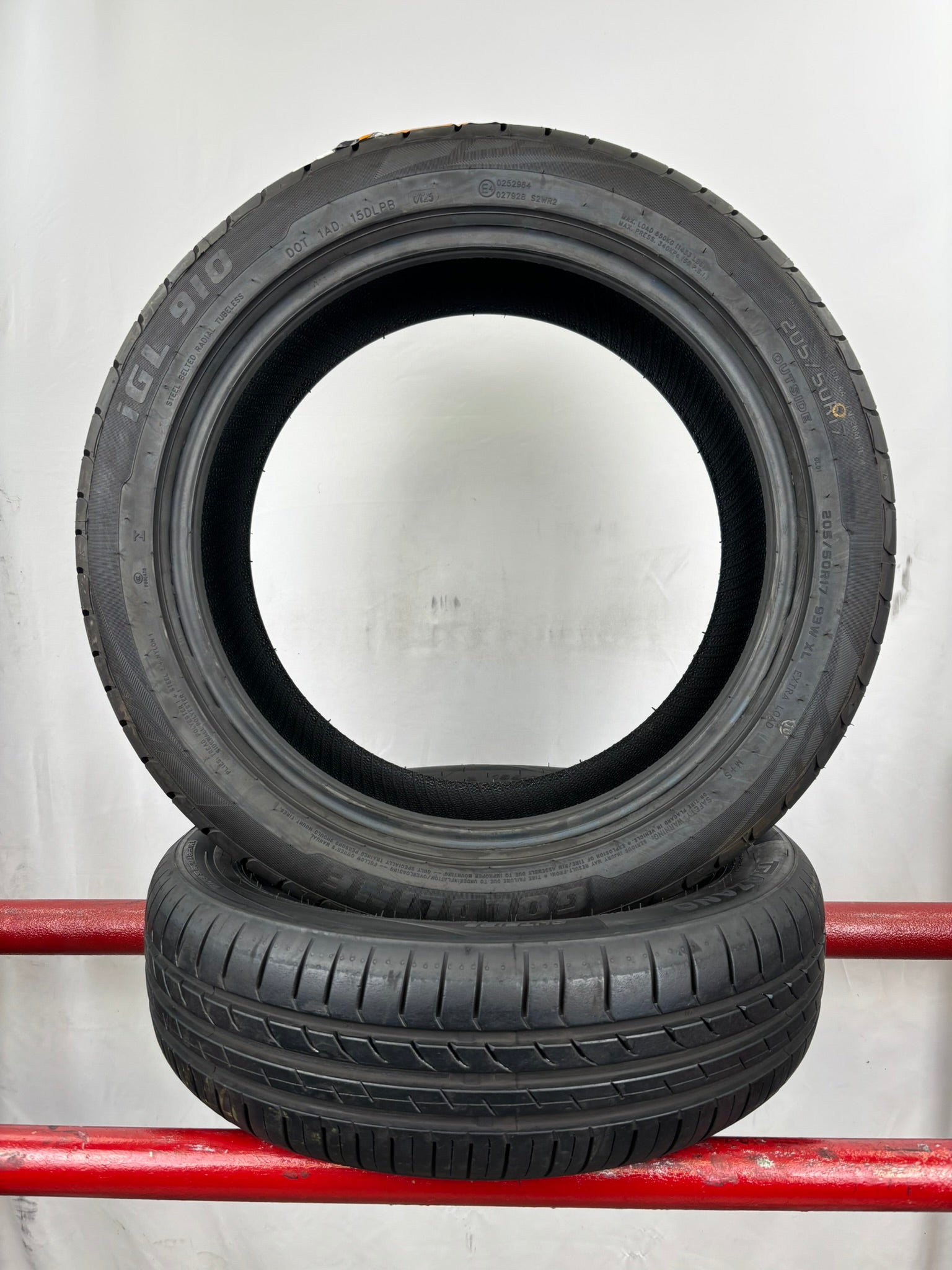 205/50 R17 93W XL Goldline Igl910