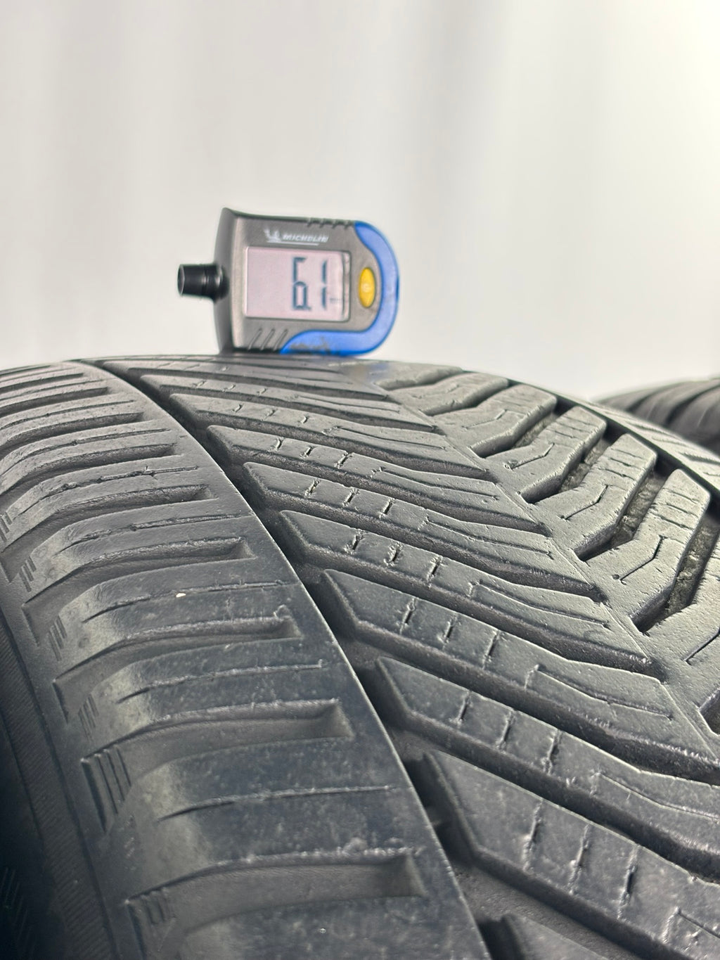 235/65 R17 108W XL Riken 4Stagioni M+S