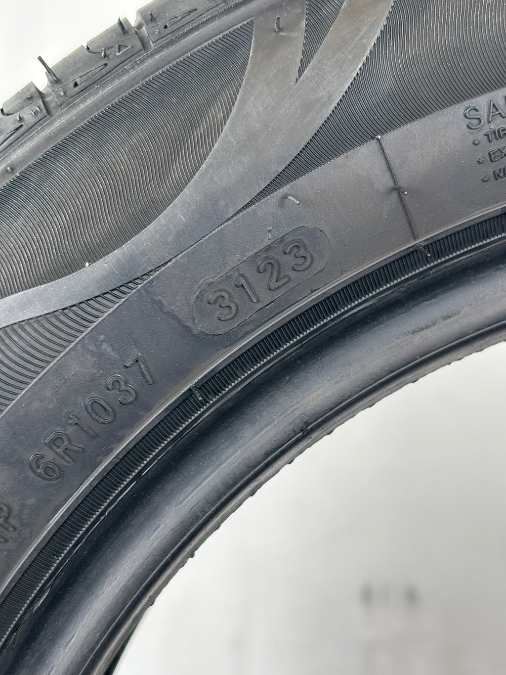 155/65 R14 75H Aplus A609 M+S