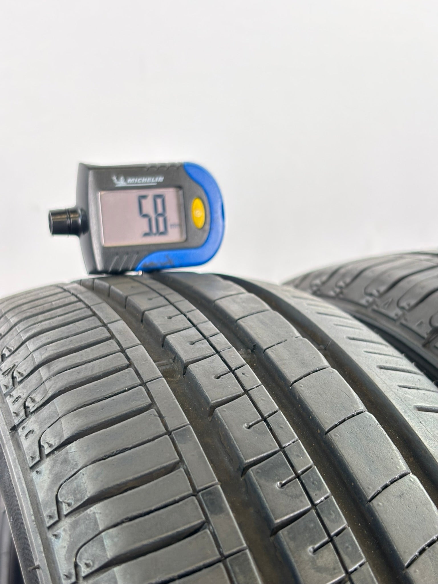 155/65 R14 75H Aplus A609 M+S