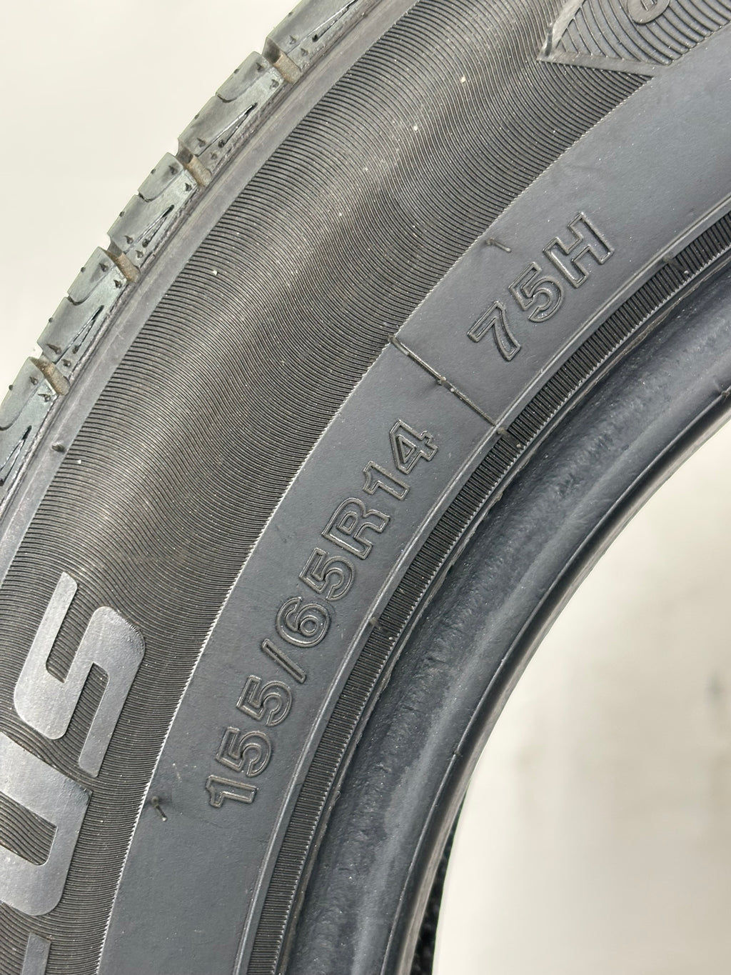 155/65 R14 75H Aplus A609 M+S