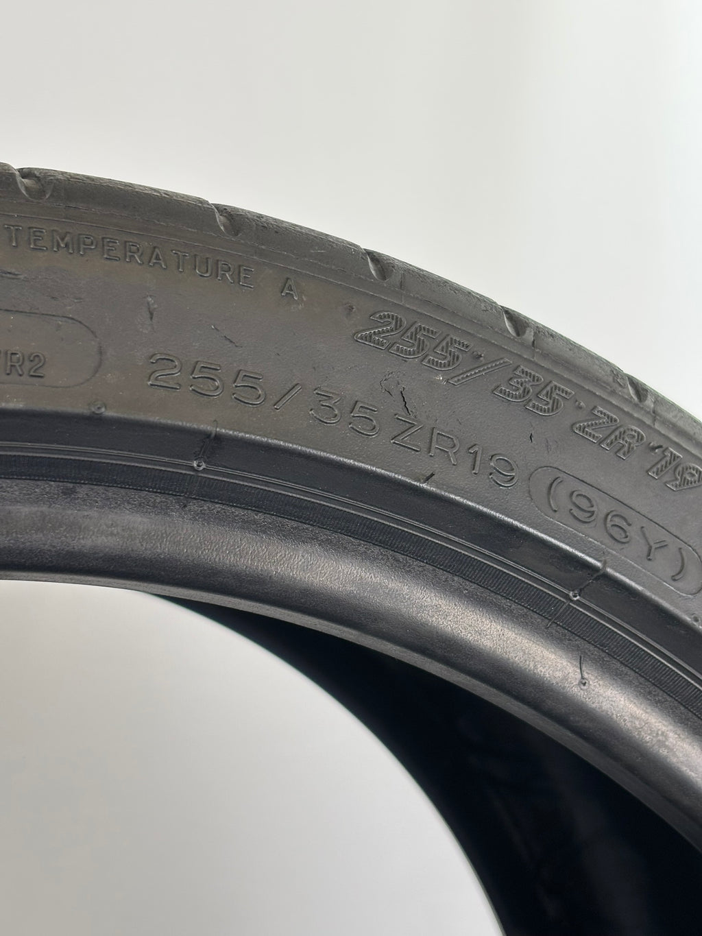 255/35 R19 96Y Michelin Pilot Super Sport