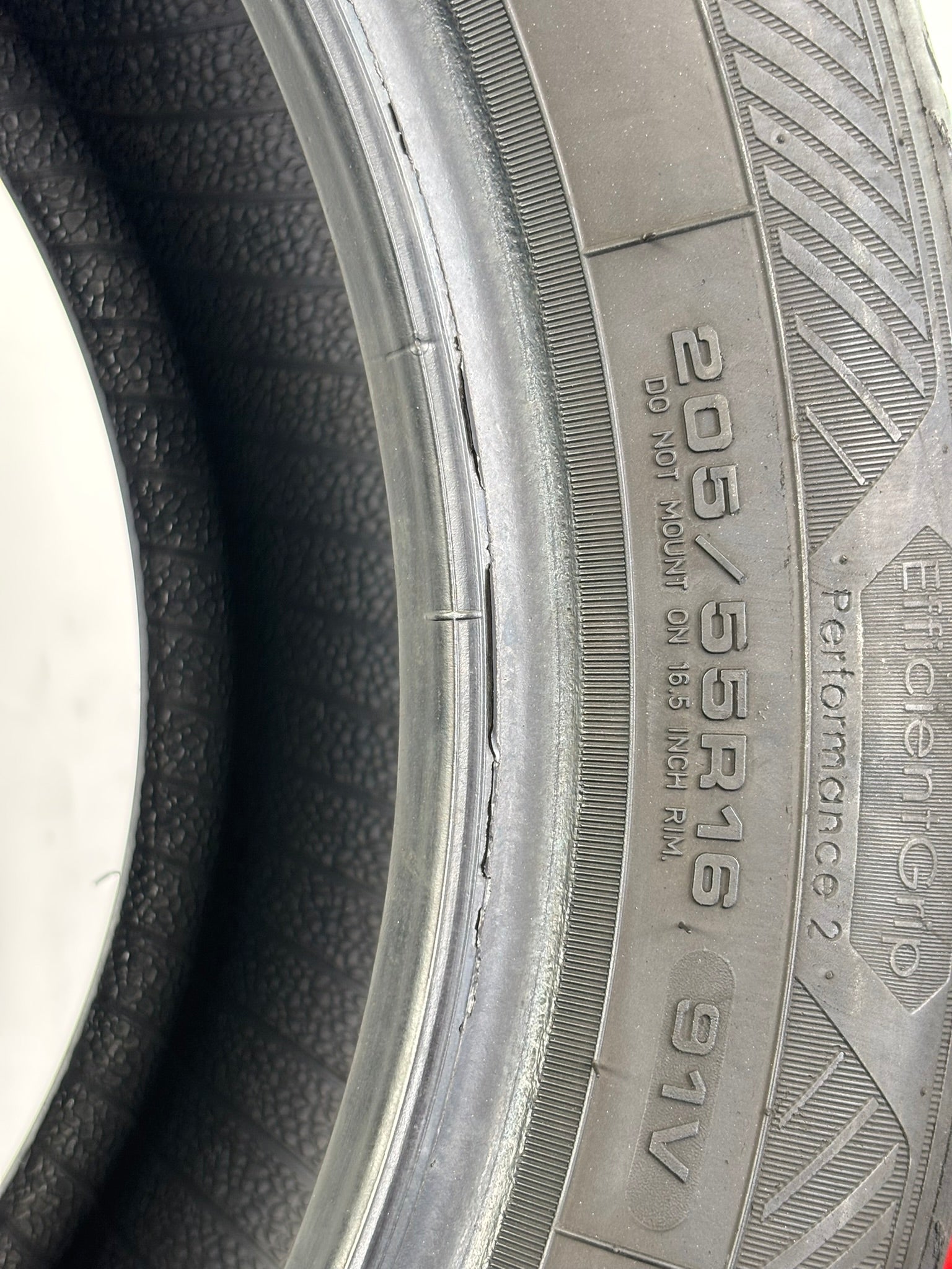 205/55 R16 91V Good Year