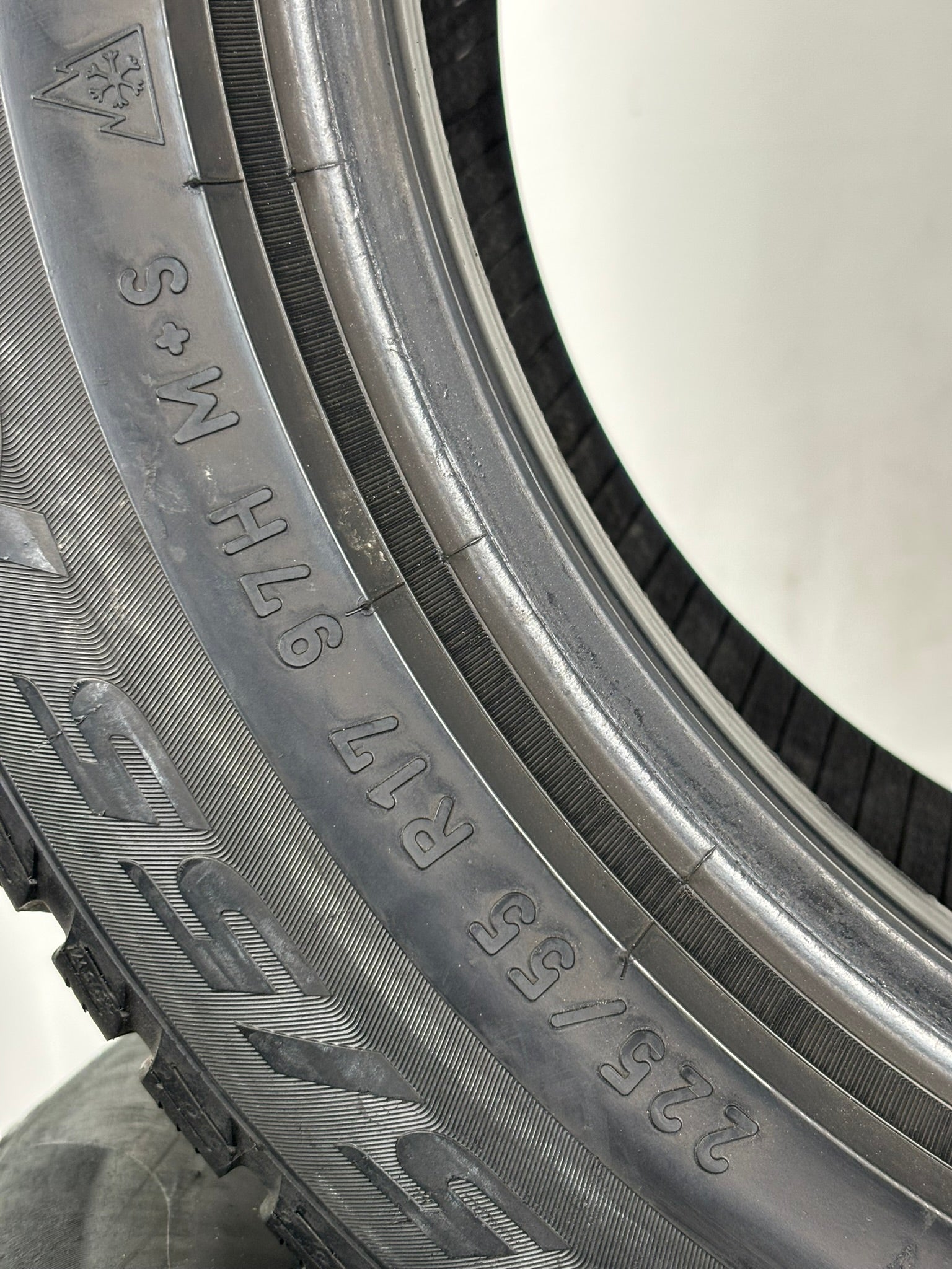 225/55 R17 97H Pirelli Sottozero 3 RFT M+S