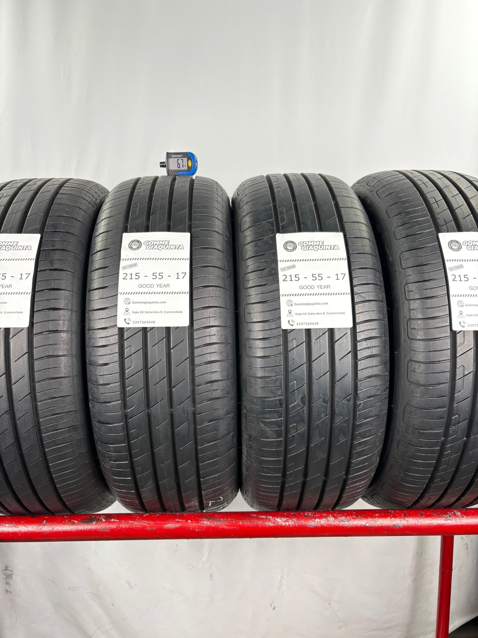 215/55 R17 98W Good Year Efficient Grip