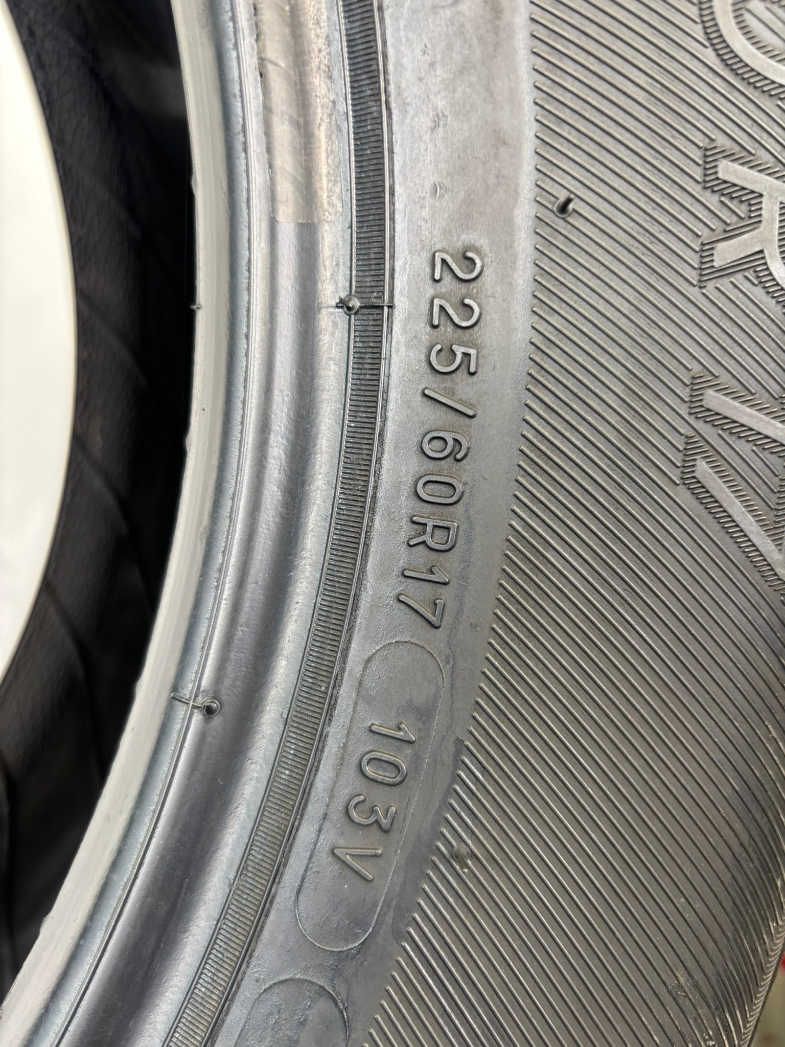 225/60 R17 103V Michelin Cross Climate M+S