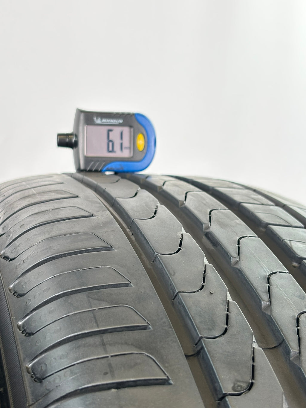 235/60 R18 103V Pirelli Scorpion Verde