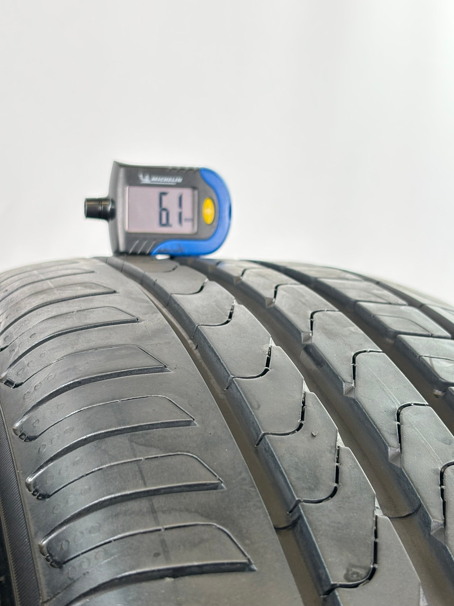 235/60 R18 103V Pirelli Scorpion Verde