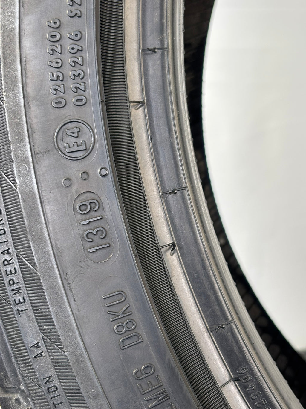 235/45 R19 95V Continental ContiSportContact