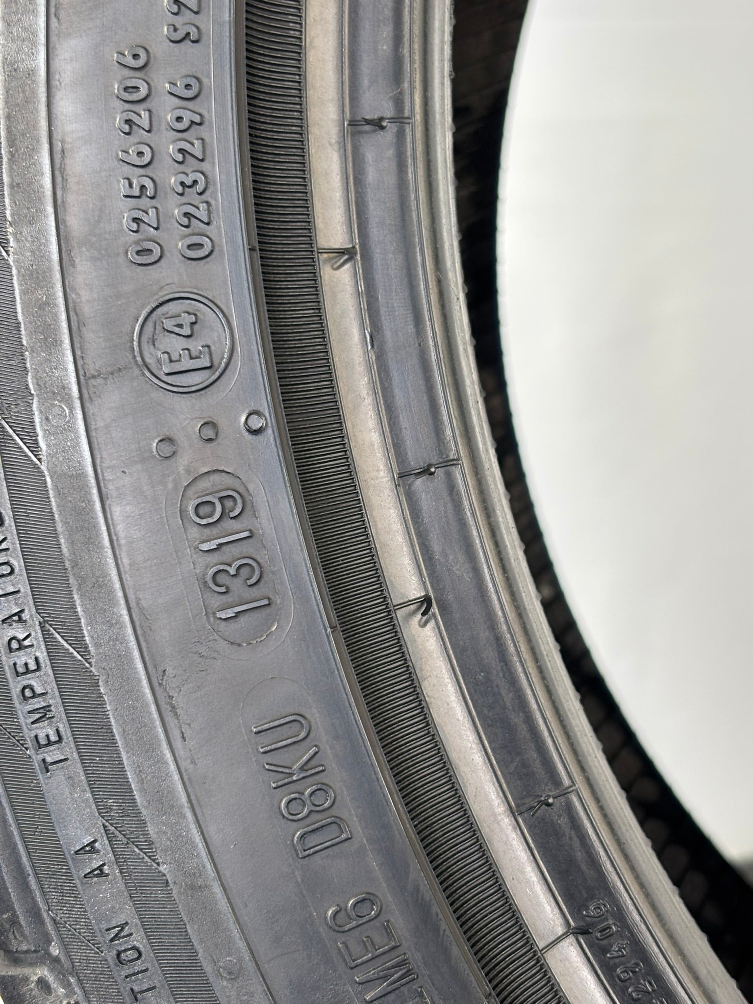 235/45 R19 95V Continental ContiSportContact