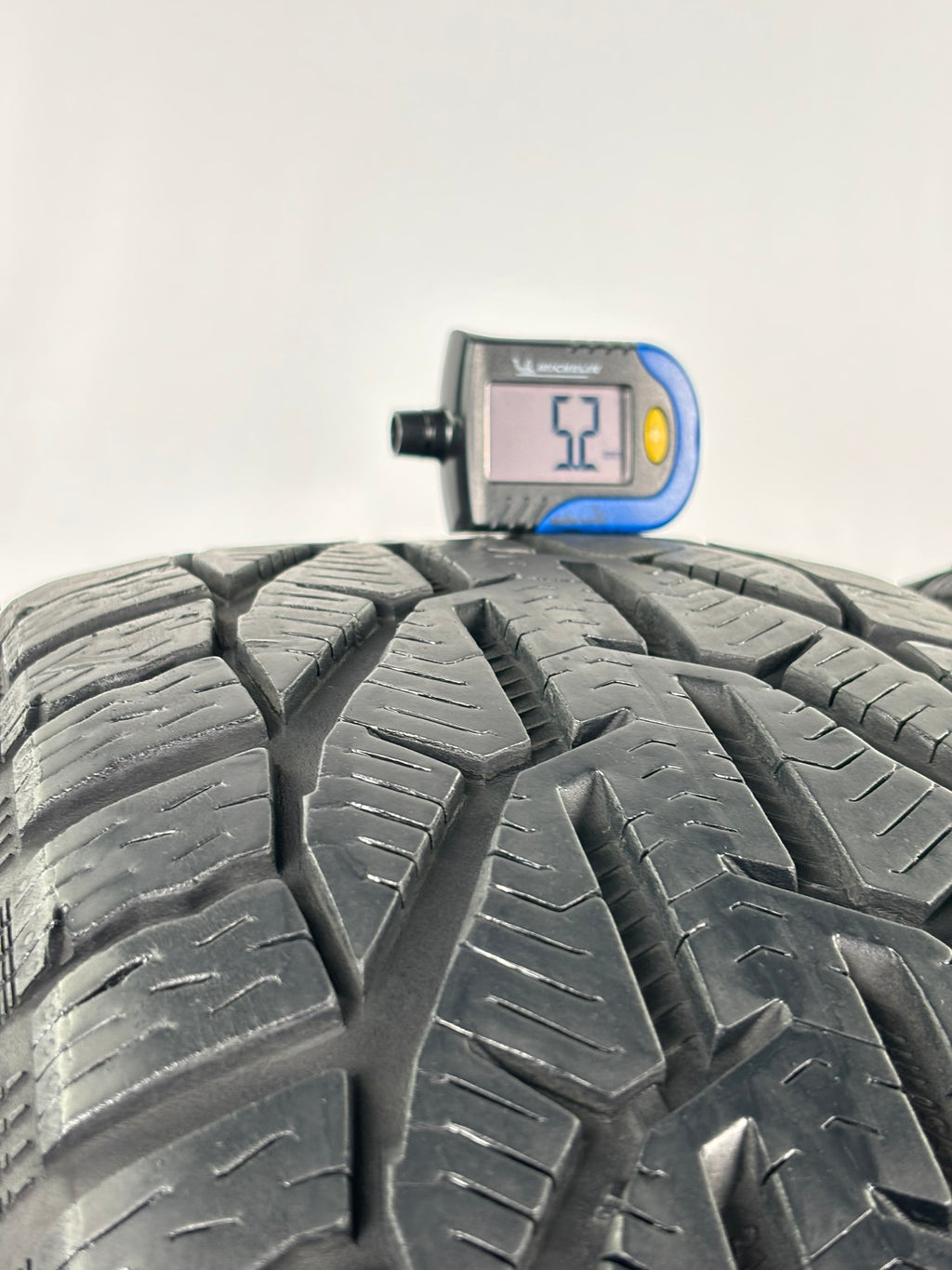 215/50 R17 95V XL Riken Snow M+S