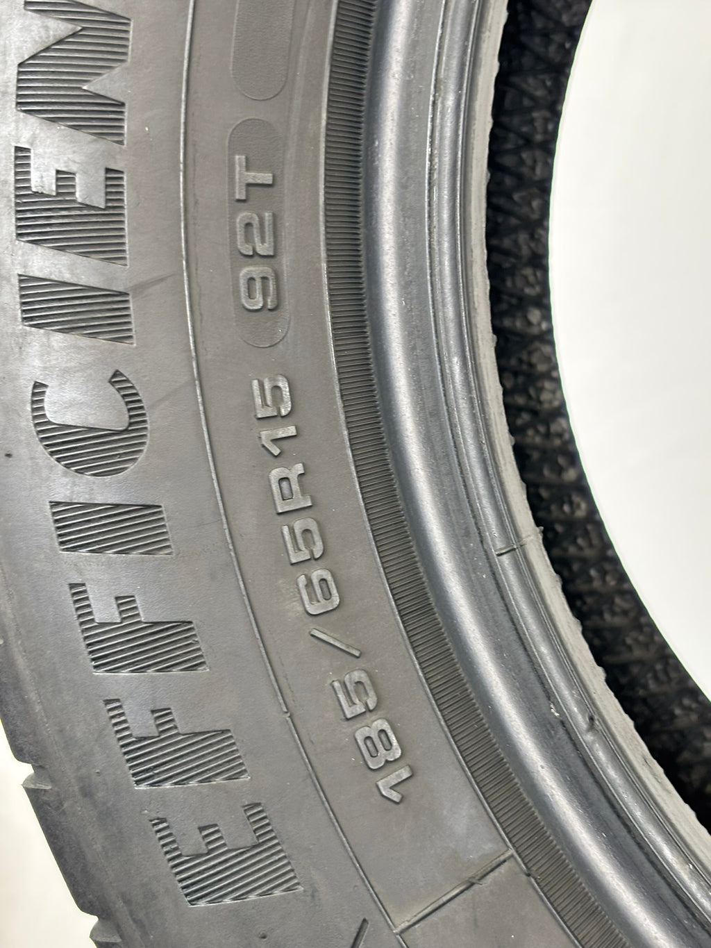185/65 R15 92T Good Year Efficient Grip