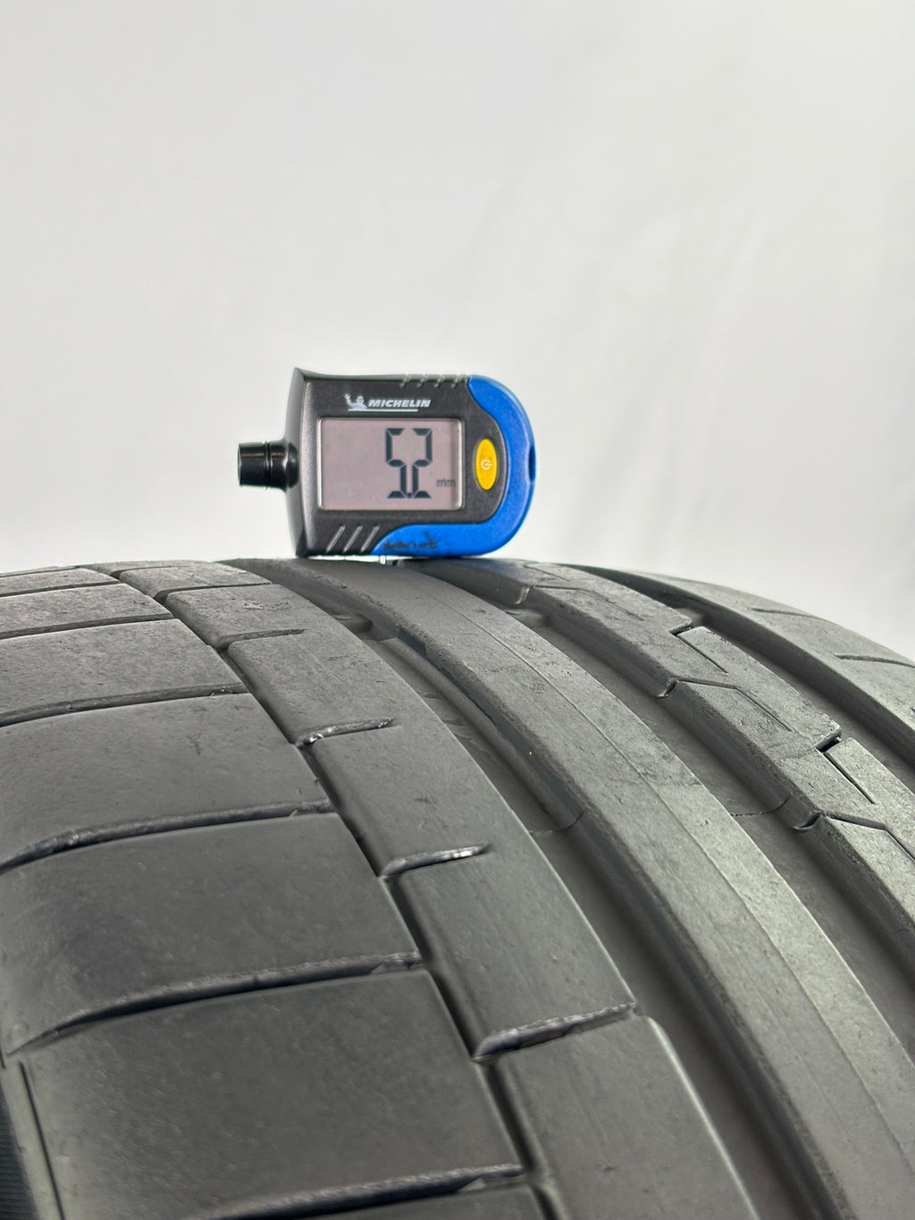 245/35 R19 93Y XL Continental SportContact6