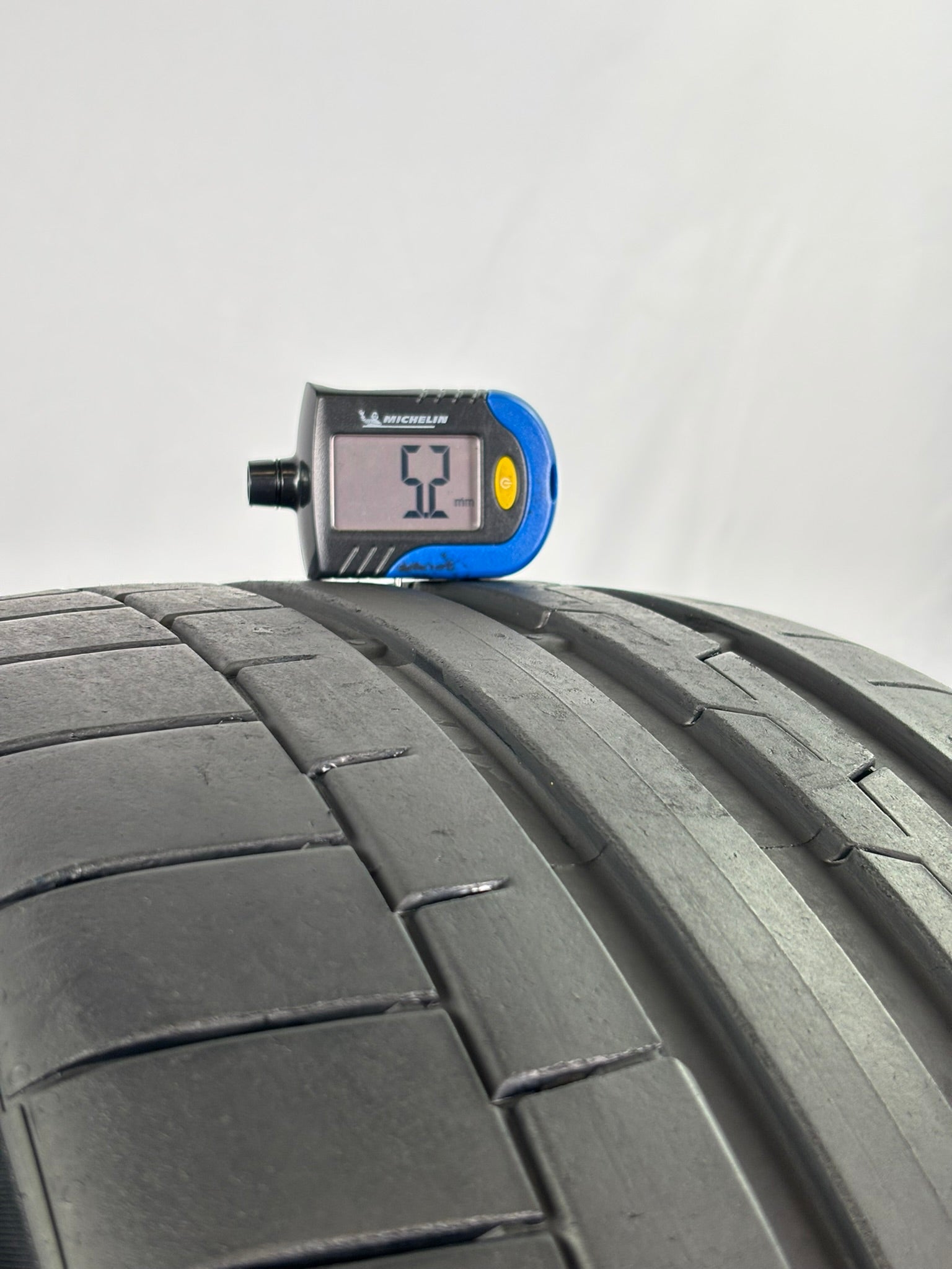 245/35 R19 93Y XL Continental SportContact6