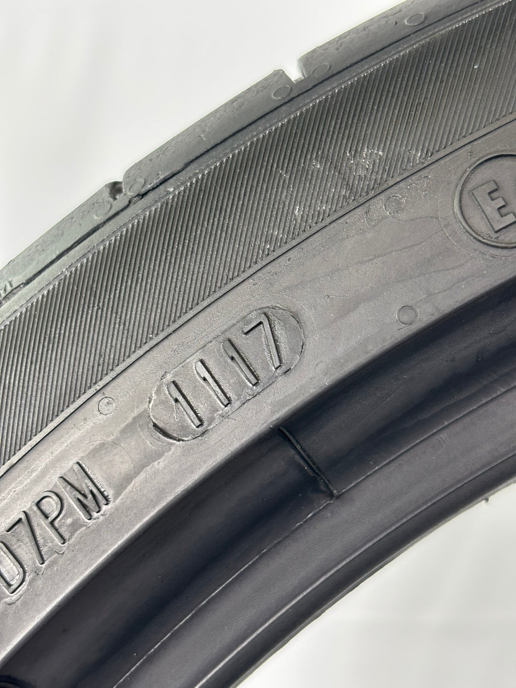 245/35 R19 93Y XL Continental SportContact6