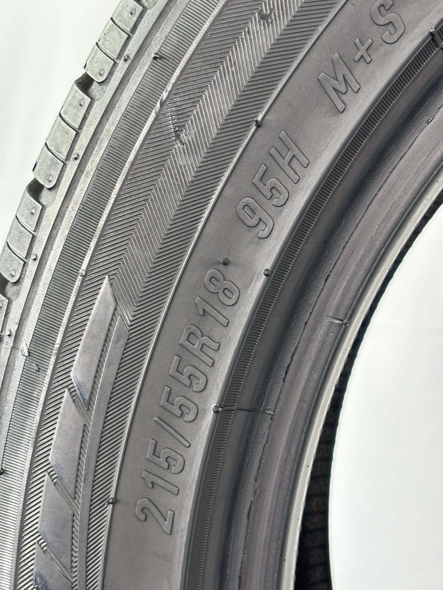215/55 R18 95H Bravo Maxxis M3 M+S